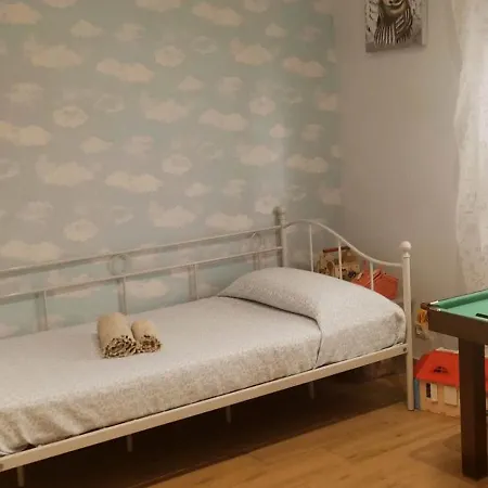 Apartment De 3 *