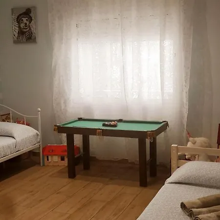 De 3 Apartment *